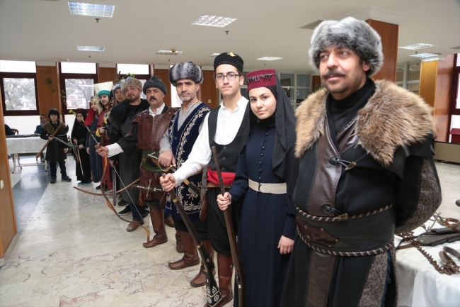 Kahramanmaraş'ta Osmanlı Savaş Kıyafetleri ve Silahları Sergisi