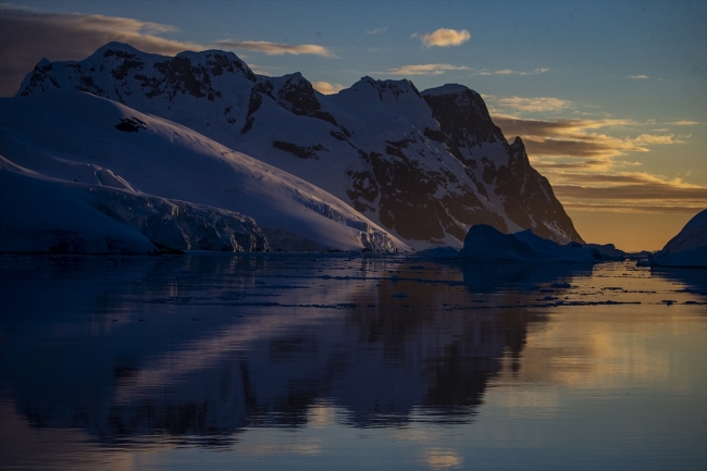 Araştırmacıların tercihi bilim ve barış kıtası "Antarktika"
