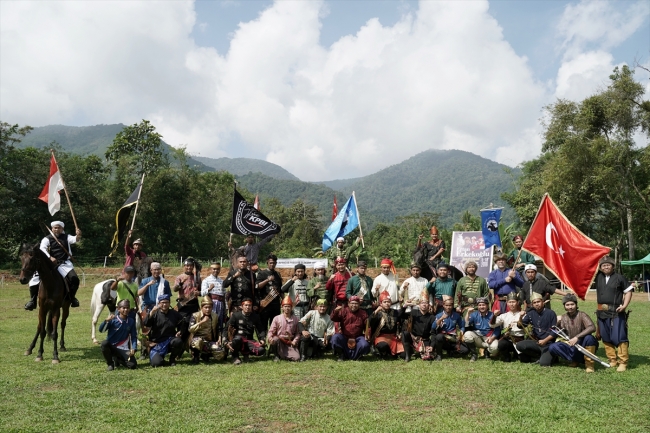 Endonezya'da geleneksel Türk okçuluğuna yoğun ilgi var