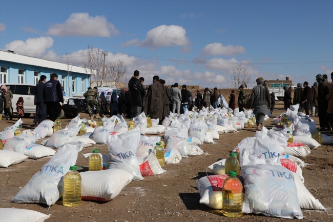 TİKA'dan Afganistan'daki ihtiyaç sahibi bin aileye yardım