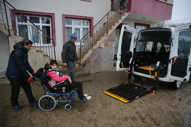 "Engelsiz" taksiler hizmette sınır tanımıyor