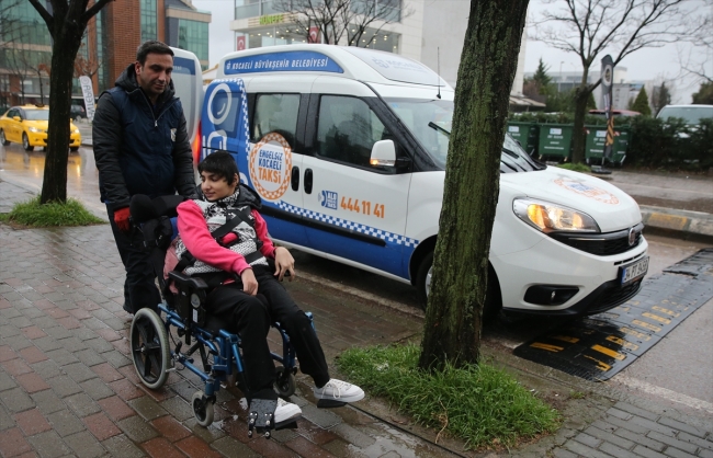 "Engelsiz" taksiler hizmette sınır tanımıyor