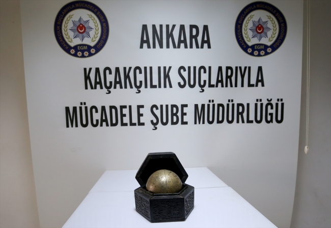 Osmanlı dönemine ait 'gökküre' ele geçirildi