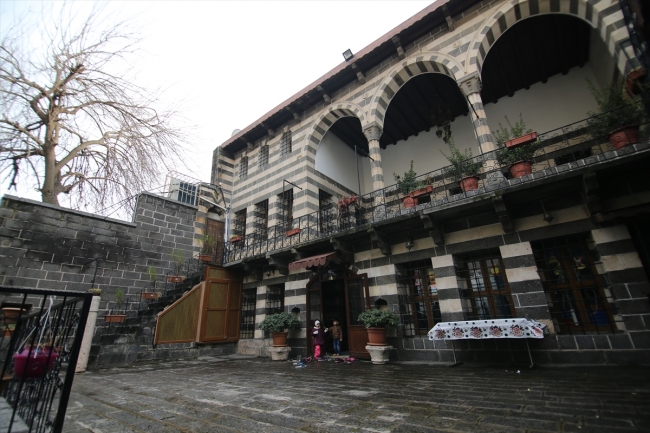 Diyarbakır'ın 400 yıllık konakları yaşamla buluştu