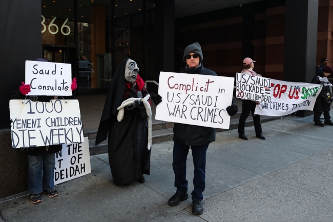 New York'ta Suudi Arabistan'a Yemen protestosu