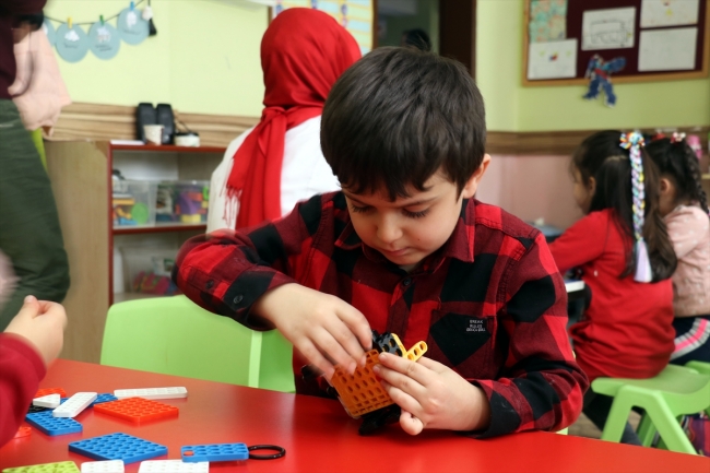 Anaokulu öğrencilerine kodlama eğitimi verilmeye başlandı