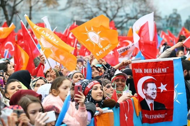 Cumhurbaşkanı Erdoğan: Anketçilerin değil milletin sözü kıymetli