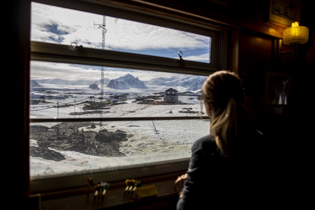 Antarktika'daki Türk ekibinden yabancı üslere ziyaret