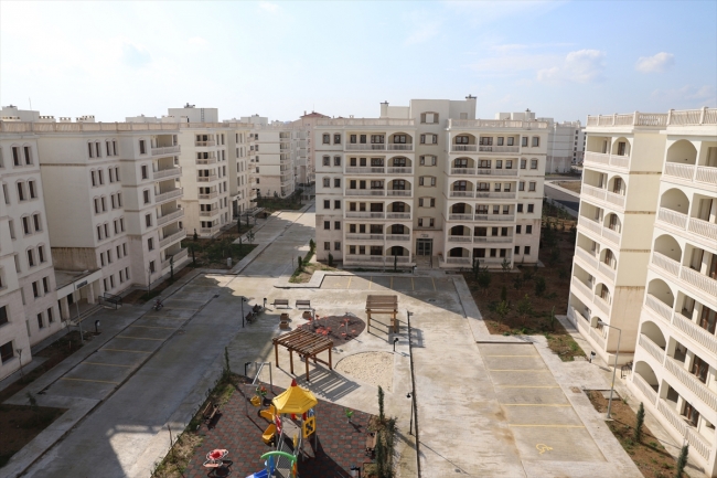 Terör mağdurları konutlarına kavuştu