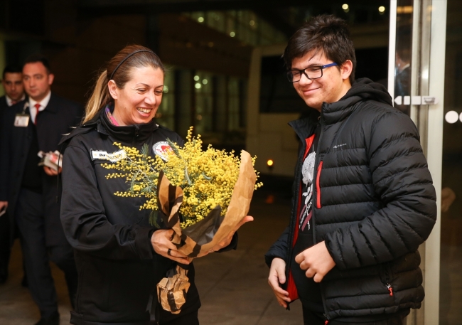 Türk ekibi, Antarktika Bilim Seferi'nden döndü
