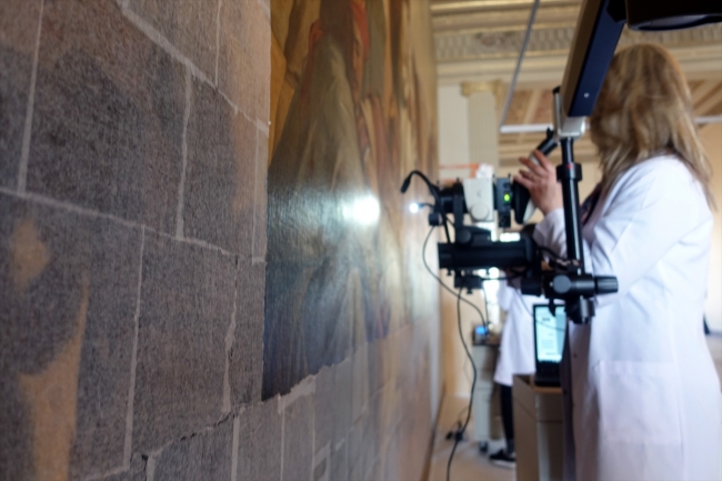 "Çölde Av" tablosunun restorasyon çalışmaları sürüyor