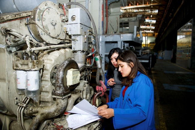 Yerli ve milli lokomotiflerde 140 kadının imzası bulunuyor