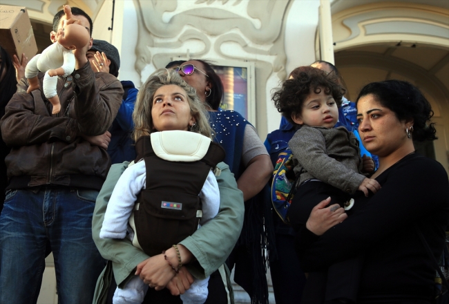 Tunus'ta 11 bebeğin ölümü protesto edildi