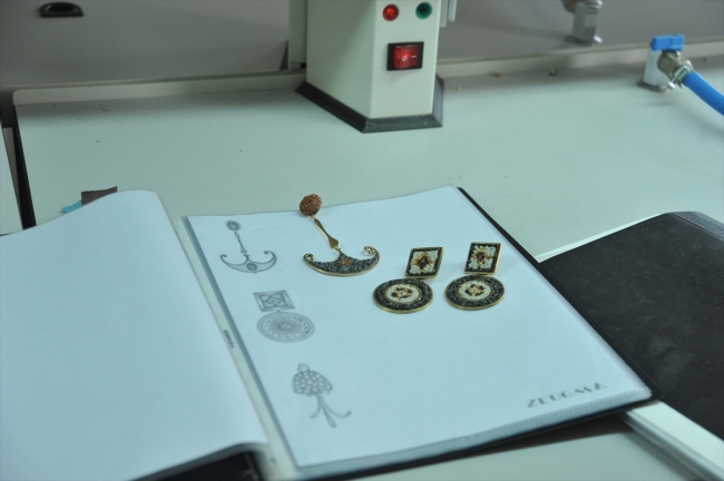 Zeugma ve Göbeklitepe figürleri takıya dönüşüyor