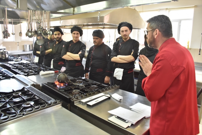 Adıyamanlı öğrenciler Osmanlı saray mutfağını günümüze taşıyor