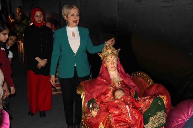 Dünyaca ünlü bal mumu heykeller Diyarbakır'da ziyarete açıldı