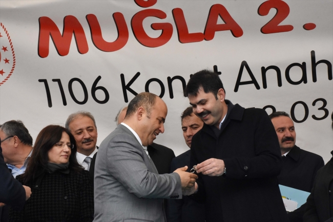 "2023'e kadar yurt genelinde 250 bin konut yapılacak"