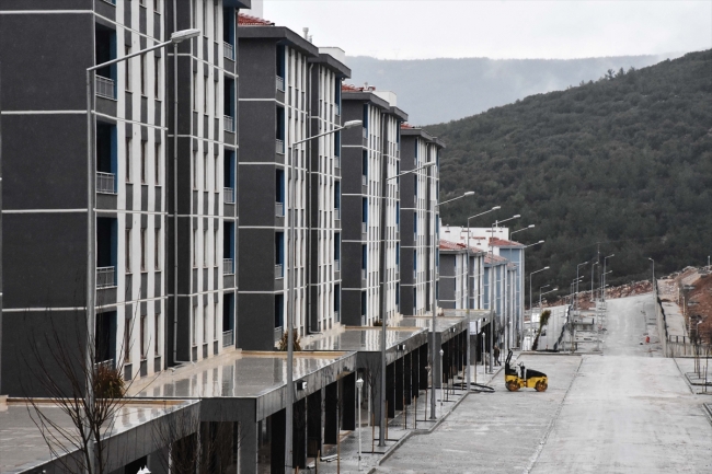 "2023'e kadar yurt genelinde 250 bin konut yapılacak"