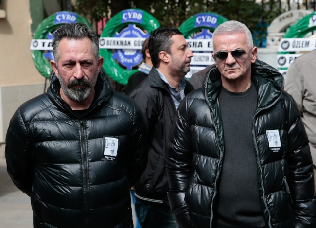 Sanatçı Demet Akbağ'ın acı günü