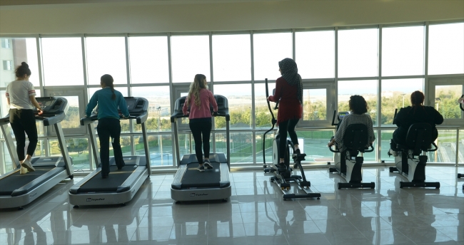 Öğrenciler istedi, Bakan Kasapoğlu yerine getirdi