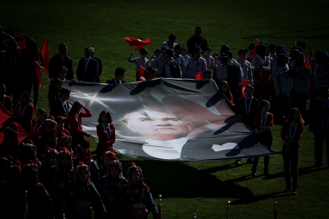 "Büyük Zafer" 104. yılında törenlerle kutlanıyor