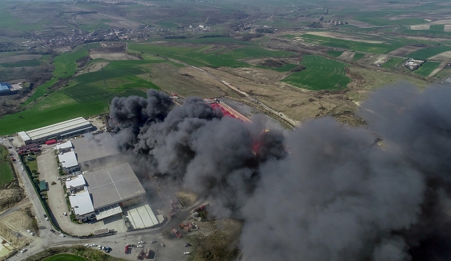 Hadımköy'de fabrika yangın