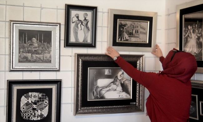 Geleneksel el sanatını milyonlarca iğne darbesiyle yaşatıyor