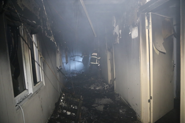 Adana'da hastanede yangın