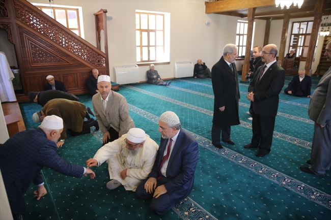 Kocaeli'deki 487 yıllık tarihi cami yeniden ibadete açıldı