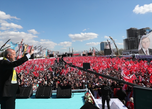 Cumhurbaşkanı Erdoğan: Bu seçim milli irade yüzsüzleri için yolun sonu olacaktır