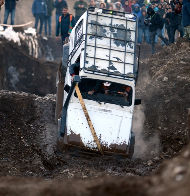 Erzurum'da Off-Road heyecanı sürüyor