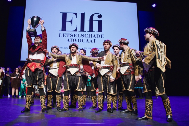 Hollanda'da Türk Halk Oyunları Yarışması düzenlendi