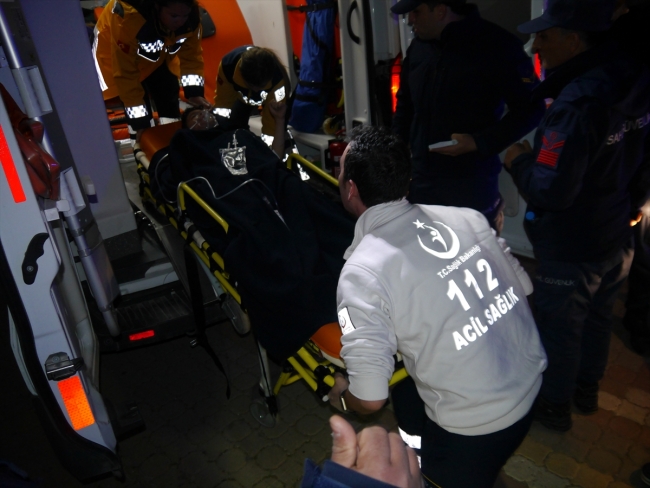 Çanakkale'de düzensiz göçmenleri taşıyan tekne battı: 4 ölü