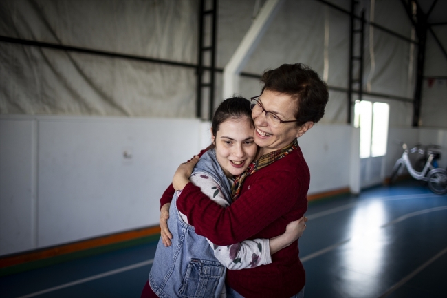 Aileler otizmli çocuklarının toplumda kabul görmesini istiyor