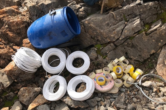 Tunceli'de terör örgütünün silah deposu imha edildi