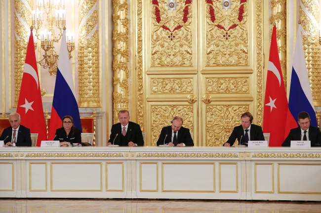 Cumhurbaşkanı Erdoğan: Rusya ile 100 milyar dolarlık hedefe doğru yürüyoruz