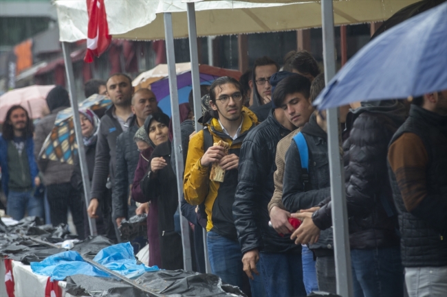 40 metrelik kebap saniyeler içinde tükendi