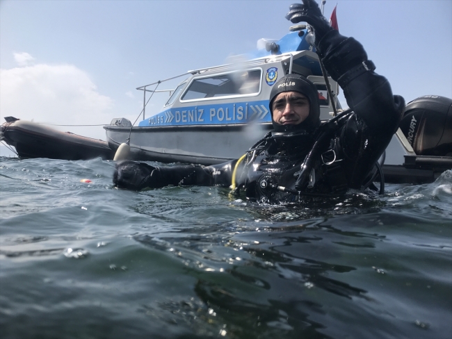 Bulanık suların delil avcıları: Kurbağa adamlar