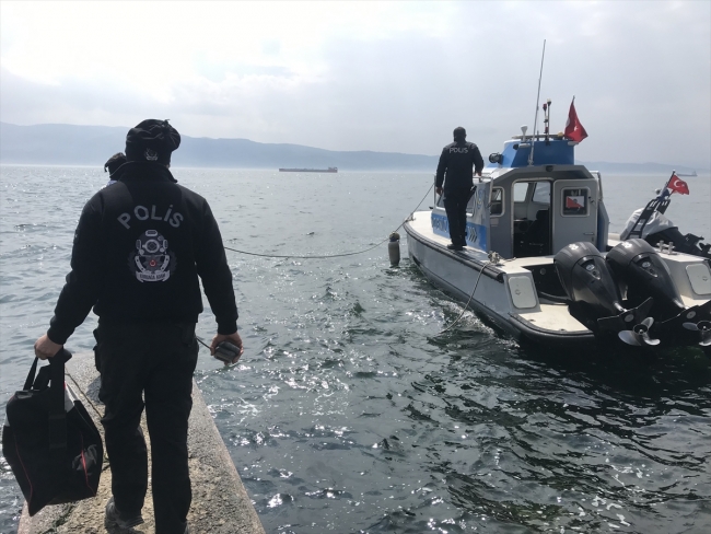 Bulanık suların delil avcıları: Kurbağa adamlar