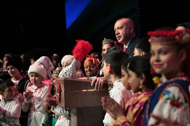Cumhurbaşkanı Erdoğan: Sanal oyunların kölesi olmayın