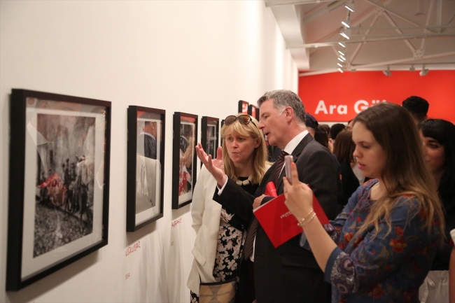 Londra'da Ara Güler sergisi açıldı