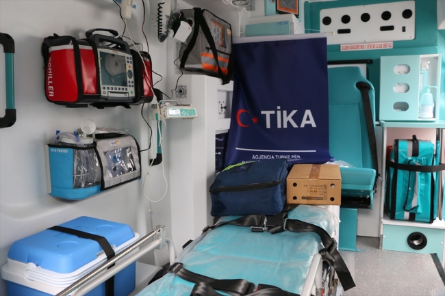 TİKA'dan Arnavutluk'a 5 ambulans hibe edildi