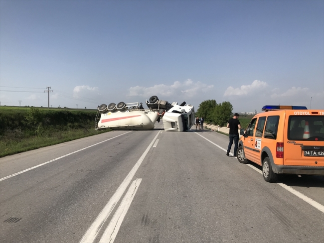 Hamzabeyli Sınır Kapısı'na giden yol trafiğe kapandı