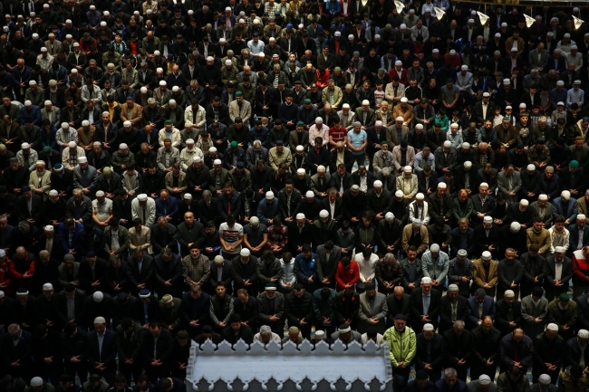 Çamlıca Camii'nde sabah namazı buluşması
