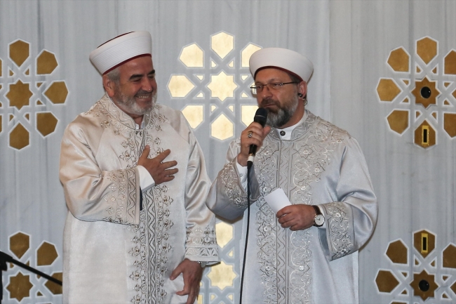 Çamlıca Camii'nde sabah namazı buluşması