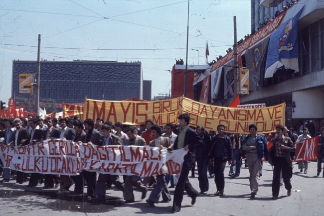 1 Mayıs'ta çektiği fotoğraflar Ara Güler ile tanışmasını sağladı