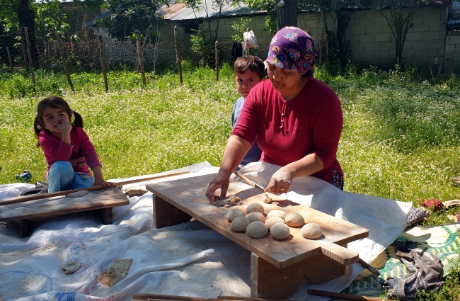Ramazan lezzetlerini imece usulü hazırlıyorlar