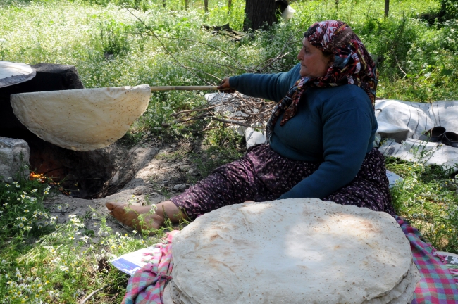 Ramazan lezzetlerini imece usulü hazırlıyorlar