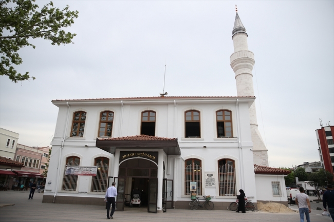 Türkiye'deki camiler ramazana hazır