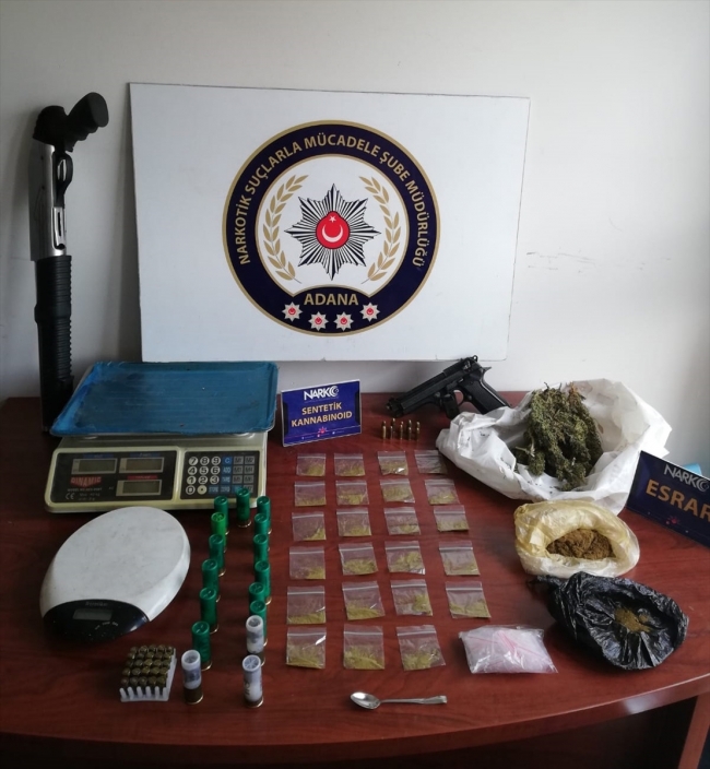 Adana'da uyuşturucu operasyonu: 3 gözaltı
